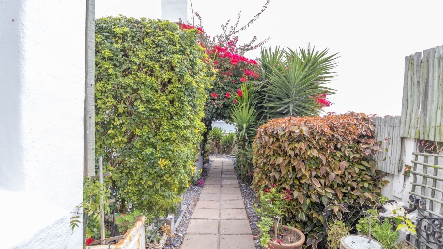 5 Bedroom Property for Sale in Paternoster Western Cape